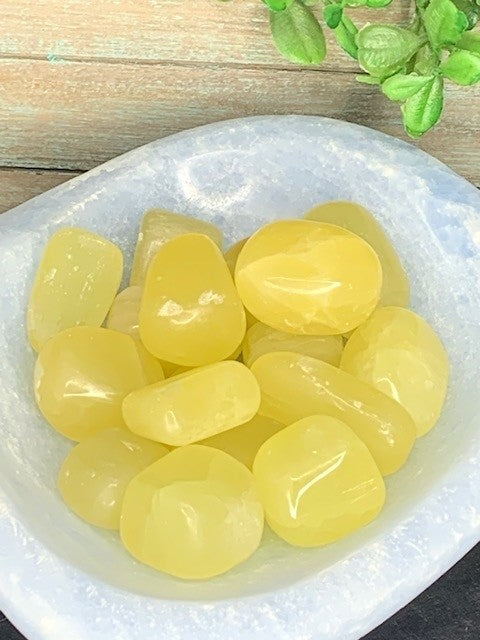 Lemon Calcite Tumble